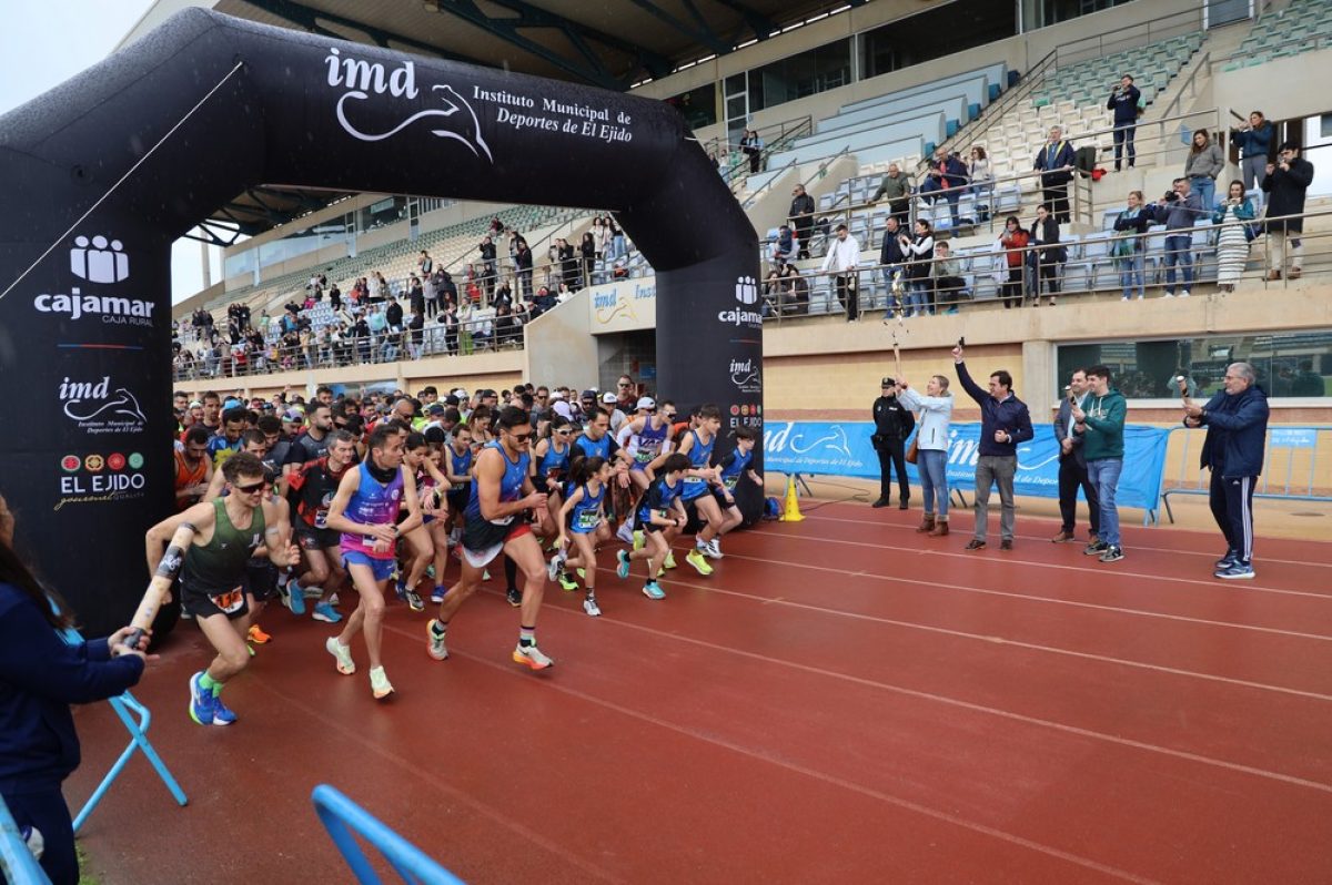 María Martín y Abdelhakim Elissaoi ganan la XVIII Media Maratón \'Ciudad de las Hortalizas\'