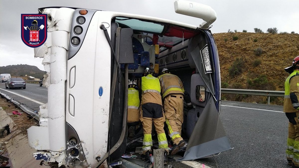 Una veintena de heridos, cinco graves, en el accidente del Imserso camino a Roquetas de Mar