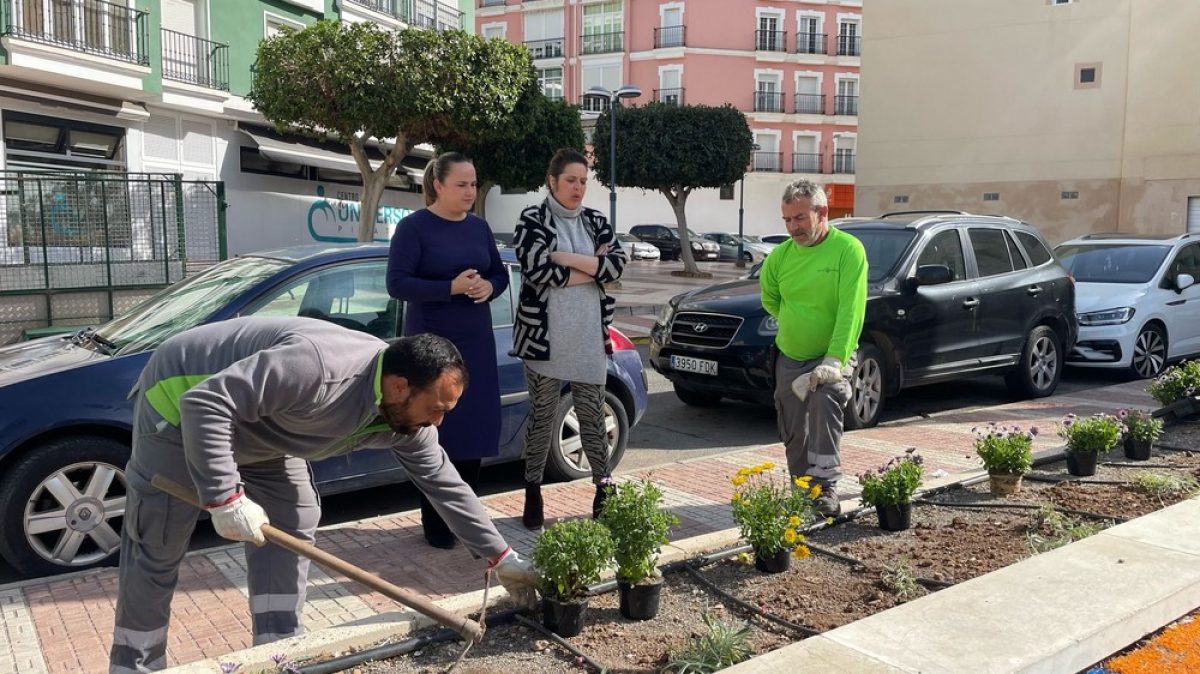Adra y Diputación se unen a través del Plan Savia para plantar casi 4.000 especies vegetales