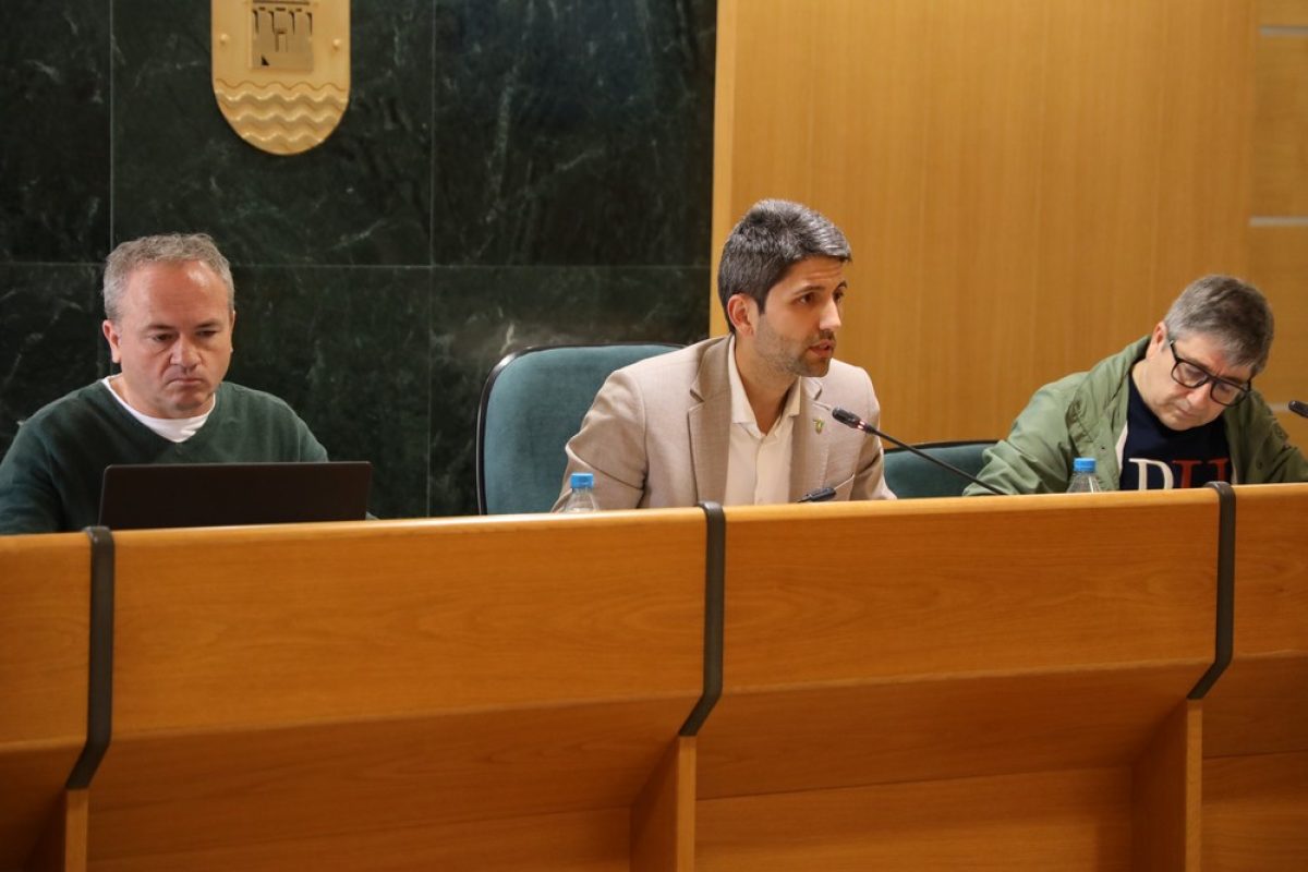 El Ayuntamiento destina 3,7 millones de euros a la limpieza y mantenimiento de los centros educativos de El Ejido