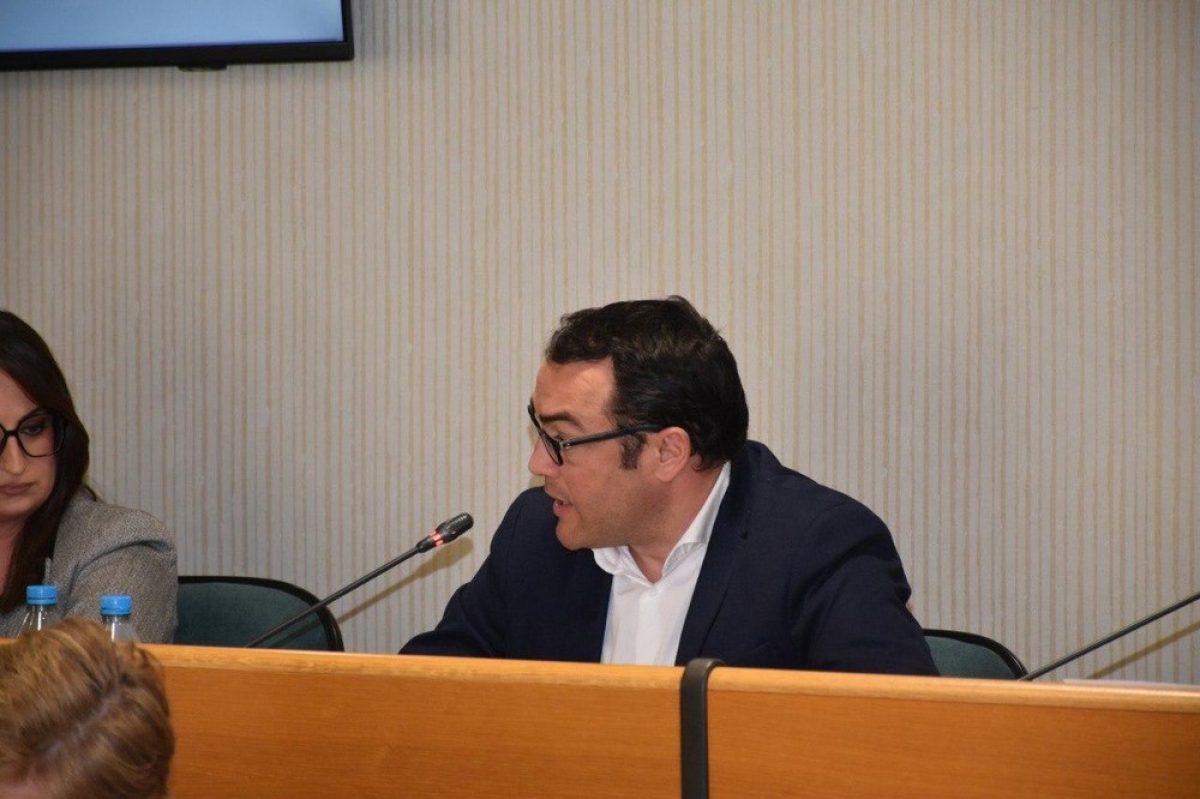 VOX celebra que el PP de Góngora ponga en marcha \"su iniciativa\" del Policía de Participación Ciudadana en El Ejido