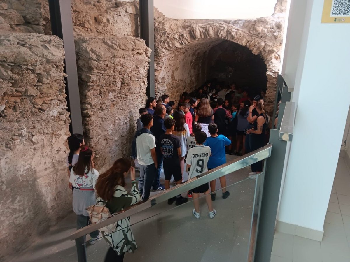 Los vestigios del Castillo de Malerba y la Torre de Balerma centran la actividad por el Día Nacional de los castillos