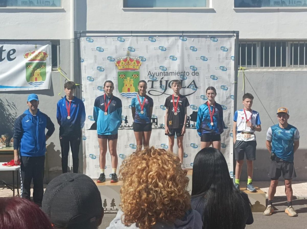 Claudia Rubí, del CD Aguilera, medalla de plata en infantil en el IV Trail Ciudad de Tíjola