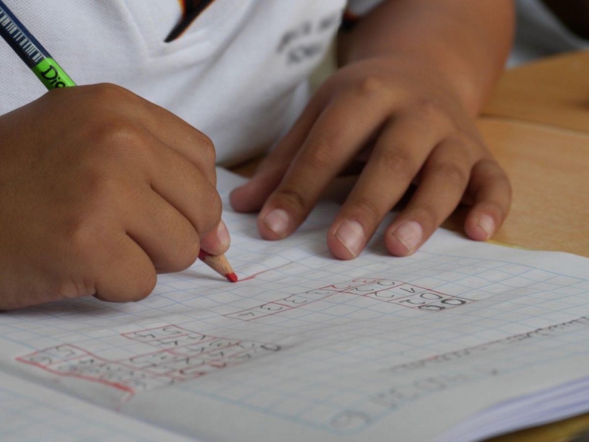 Vícar no cesa en su lucha contra el absentismo escolar