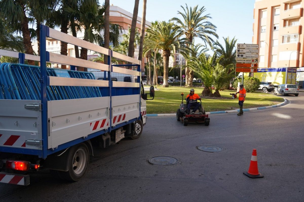 El Ayuntamiento refuerza el servicio de limpieza y recogida de residuos durante las fiestas de San Marcos