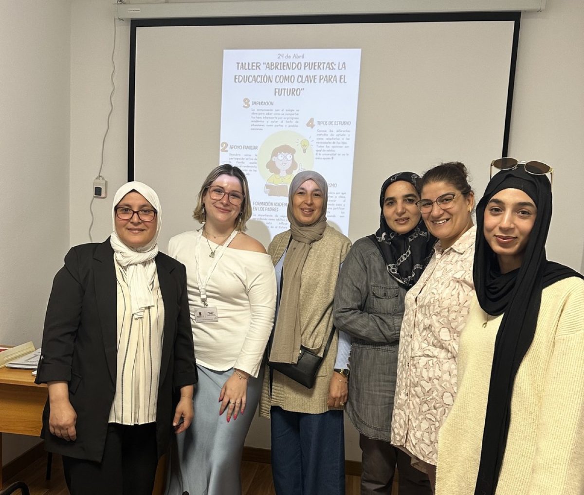 El Servicio de Mediación Intercultural de Vícar apuesta por una mayor implicación de las mujeres inmigrantes en la educación de sus hijos