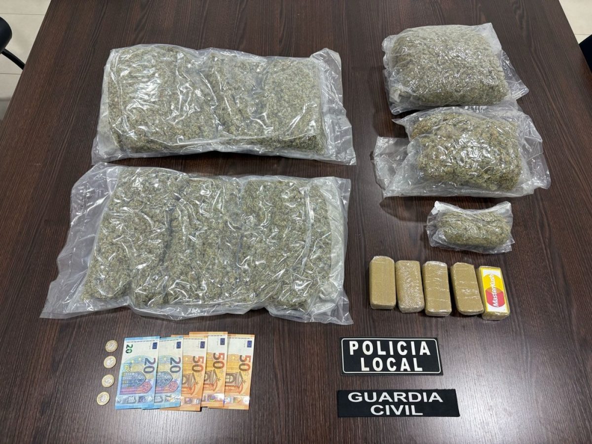 La Policía Local de Vícar interviene más de cuatro kilos de marihuana y hachís