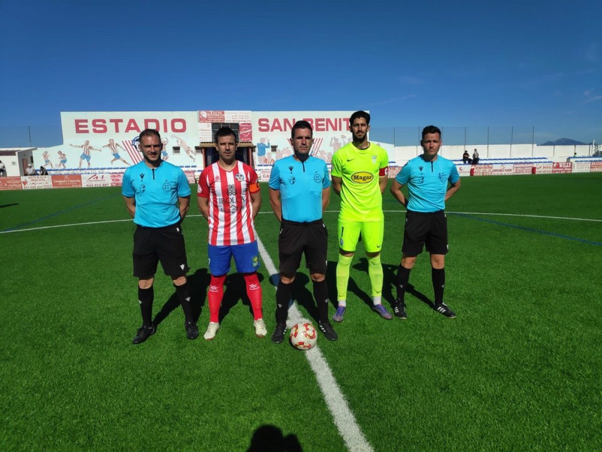 El Polideportivo El Ejido suma un punto en Porcuna que le obliga a ganar este jueves