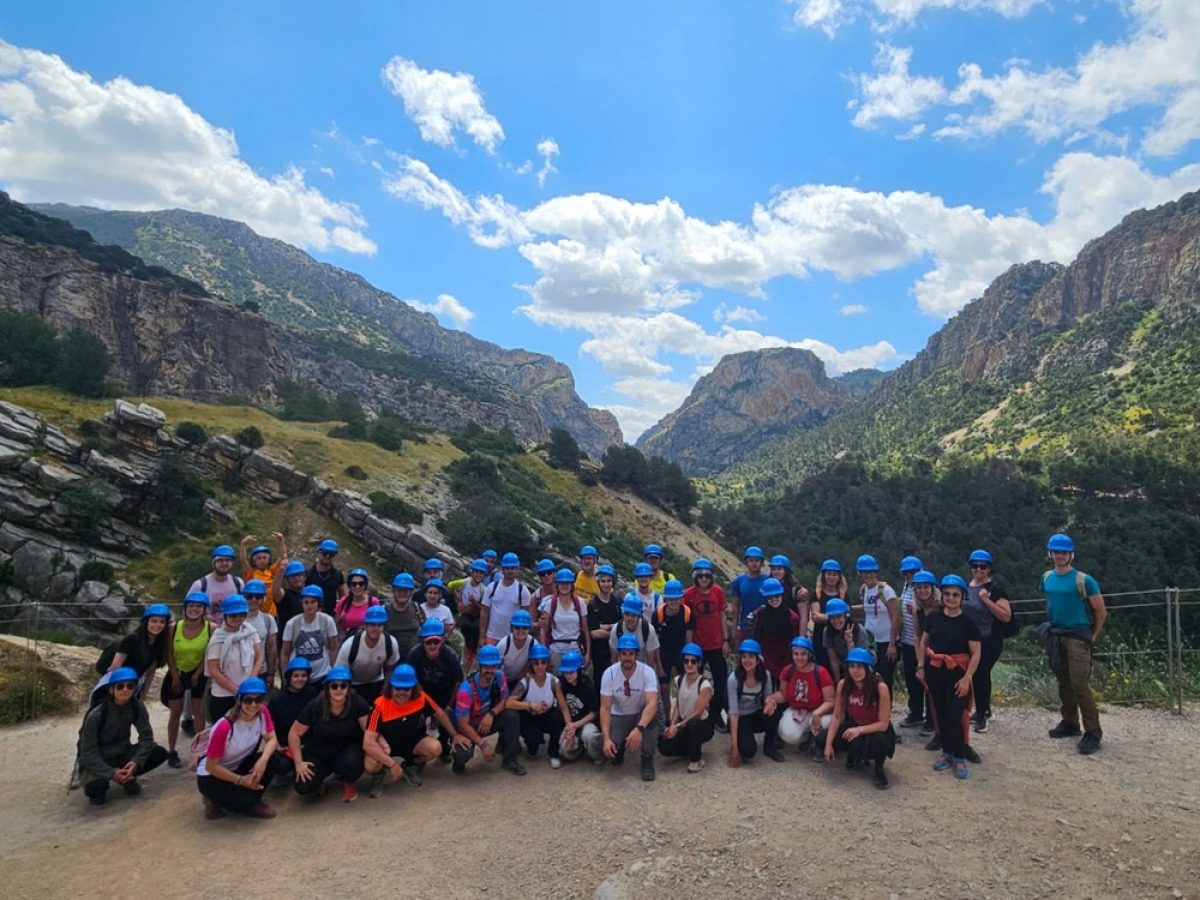 Continúa el programa \'Adra en la Senda\' con el Caminito del Rey del que han disfrutado medio centenar de personas