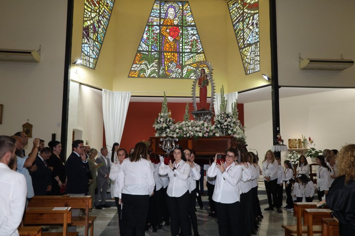 Las fiestas de Santa María del Águila finalizan con la Santa Misa y la procesión de la Virgen María Madre de la Iglesia