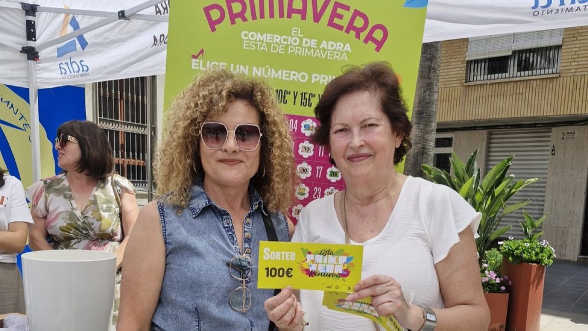 Más de 600 euros repartidos en premios con la campaña \'Esta primavera, renueva\' del comercio local de Adra