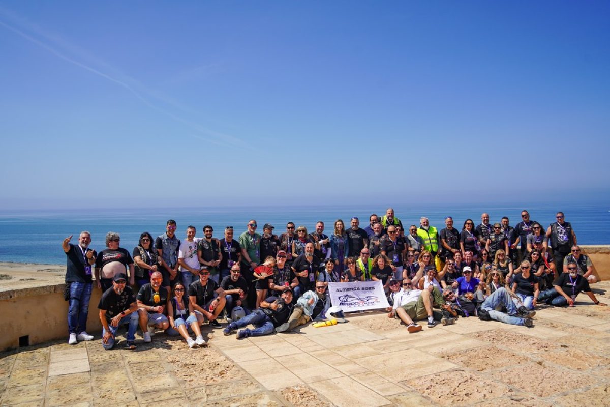 VIII Encuentro nacional M1800RIDER en el entorno del Castillo de Guardias Viejas