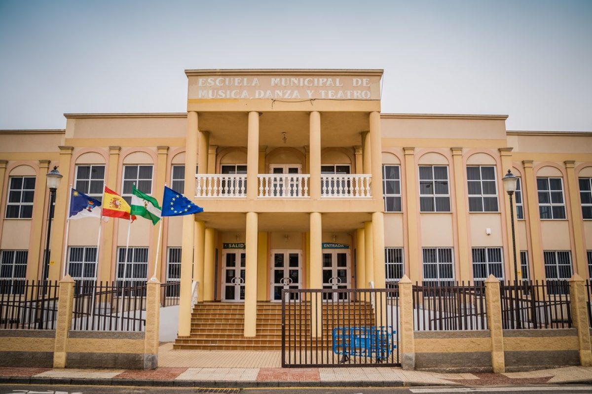 Roquetas de Mar adjudica 237 nuevas plazas para la Escuela Municipal de Música, Danza y Teatro de cara al curso 2025/2026