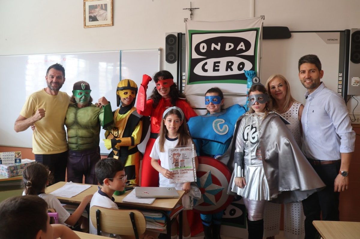 El CEIP Divina Infantita gana la VII edición de la campaña de concienciación escolar \'¡Aprende a reciclar!\'