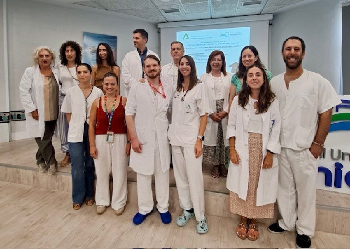 Una decena de residentes concluyen su formación en el Hospital Universitario Poniente