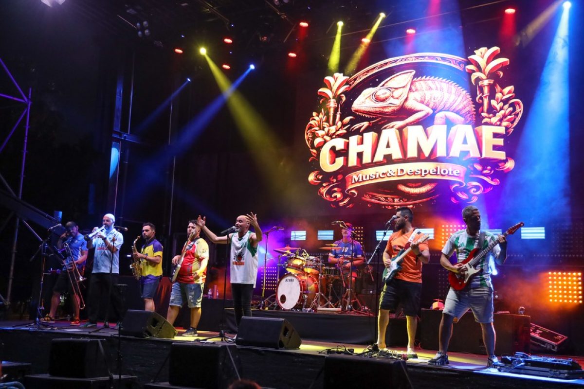 Chamae y Agro Dj\'s llenan de música y diversión el Parque Municipal en un viernes con acento ejidense