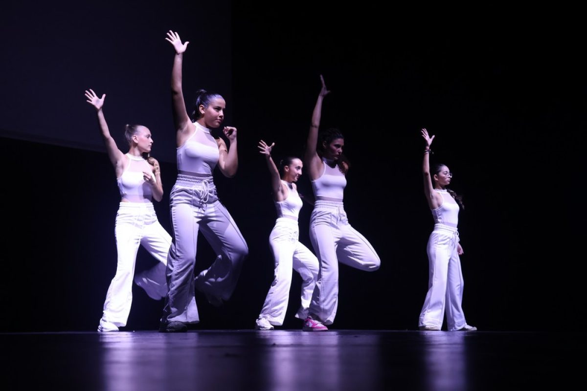 Modern Dance Studio celebra su I gala de baile a favor de Soy Especial y qué?