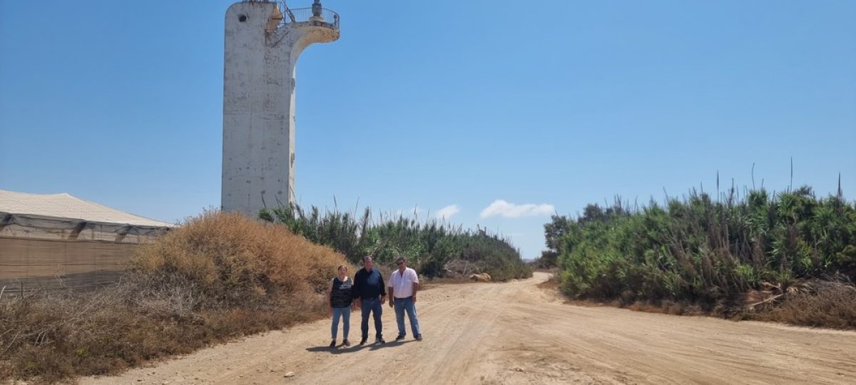 El PSOE denuncia el mal estado del camino que une Guardias Viejas con la Piedra del Moro