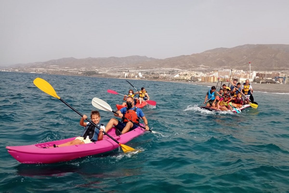 El Ayuntamiento de Adra celebra dos jornadas de \'Multiaventura Náutica\' el 18 y 19 de julio