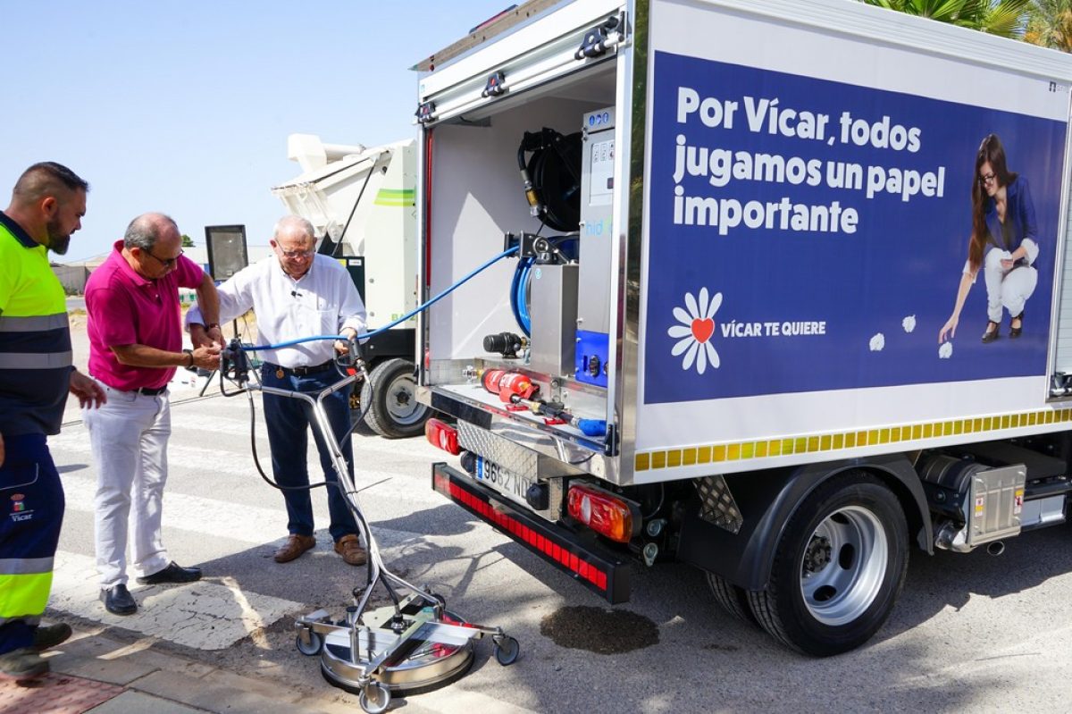 \"Vícar Te quiere\", el Ayuntamiento redobla esfuerzos para un municipio más limpio
