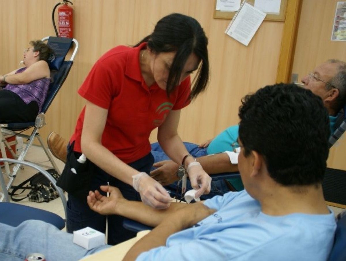 180 personas donan sangre en La Puebla de Vícar