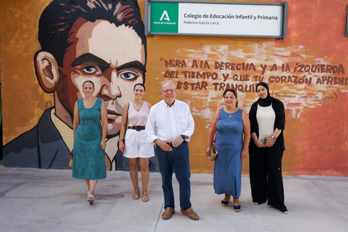 Vícar renueva el vallado perimetral del CEIP Federico García Lorca