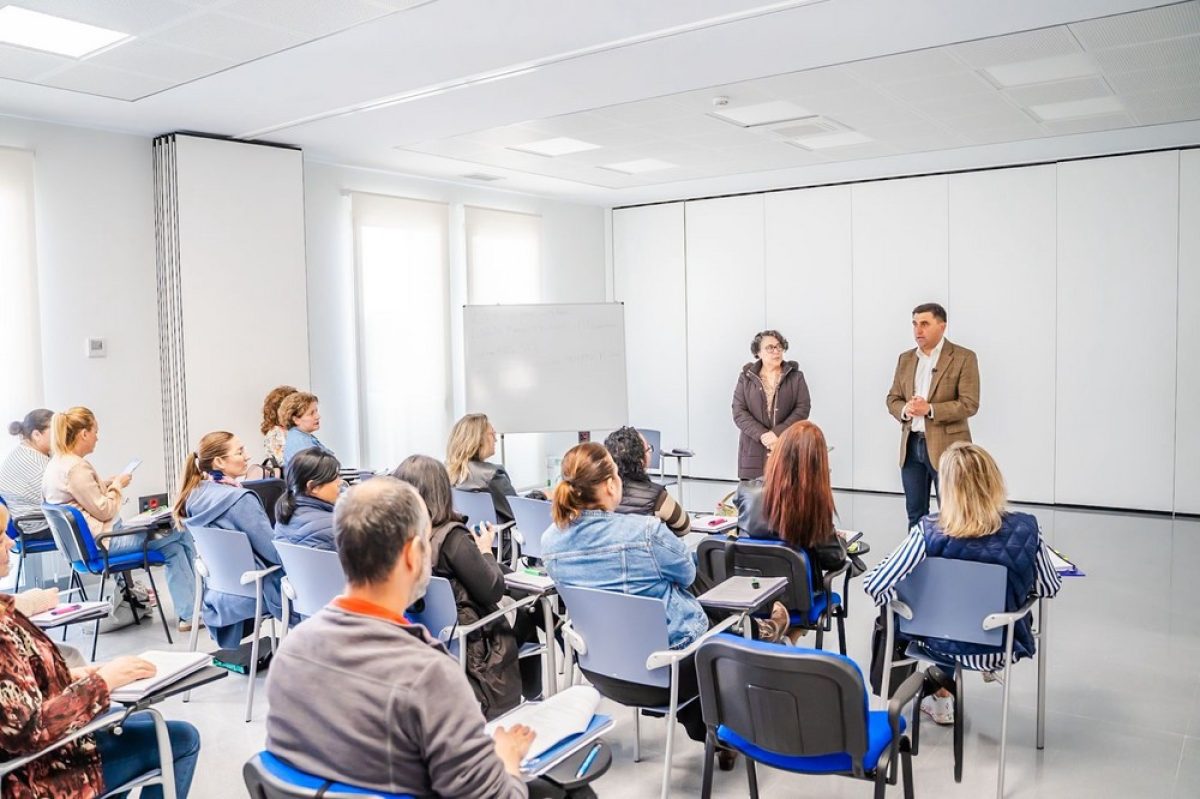 Roquetas de Mar impulsa el proyecto \'Cualifícate\' para mejorar la empleabilidad local